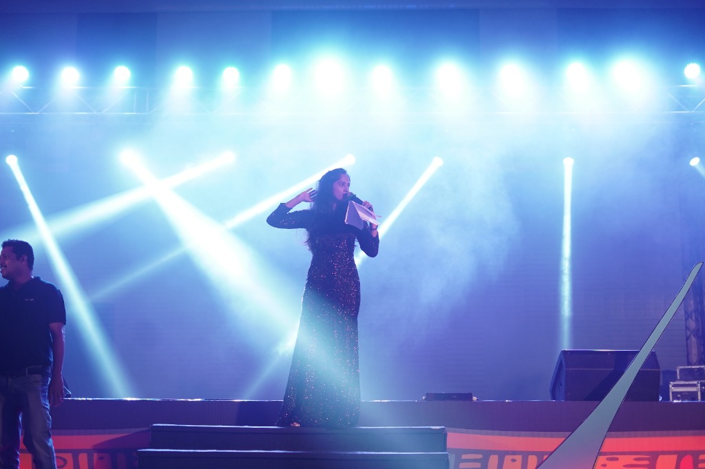 Live performance with singer on stage